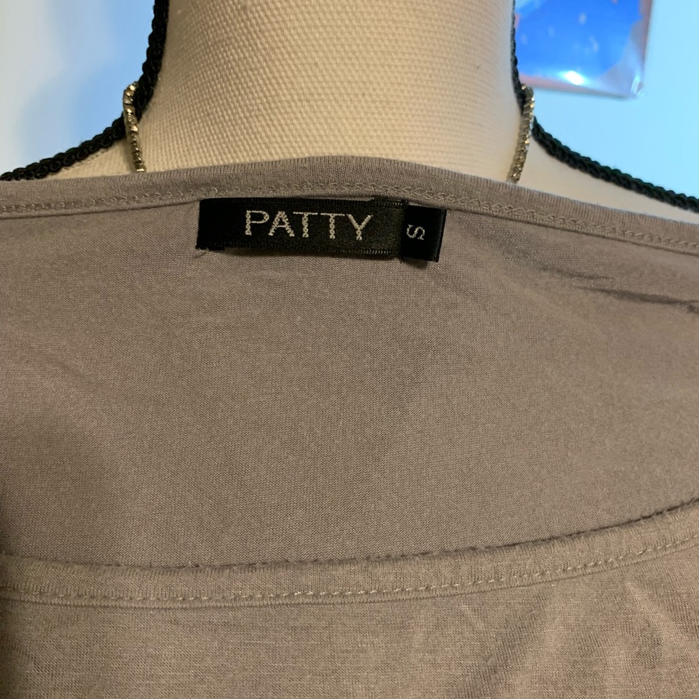 ❌SOLD🎃Patty Gray Batwing Ruched Top - Picture 9 of 9